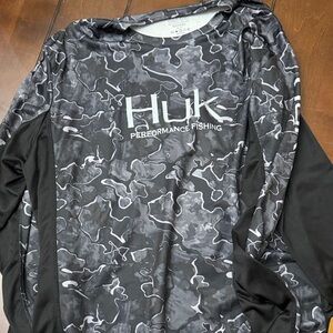 Huk Black and Gray Camo Performance Shirt